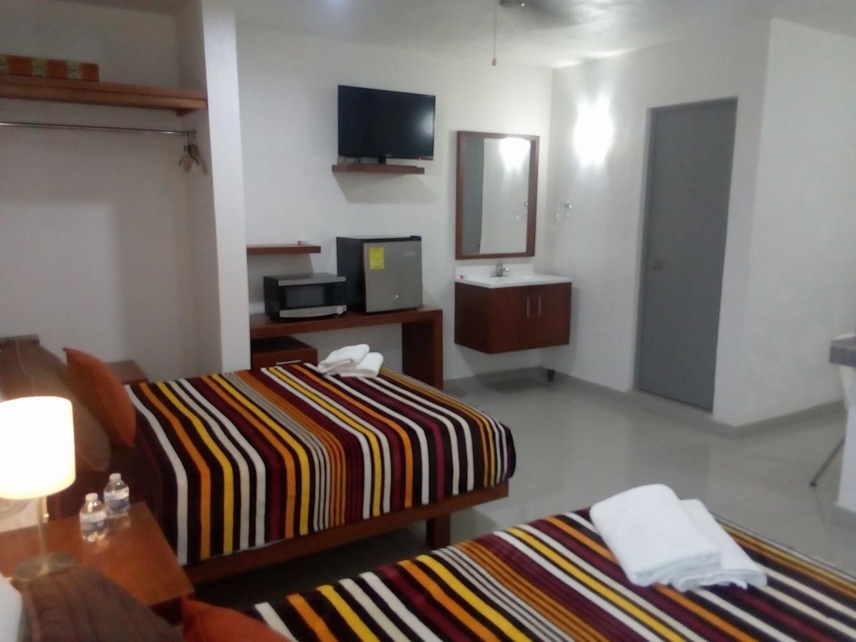 Suites Del Mar Ciudad del Carmen Ngoại thất bức ảnh
